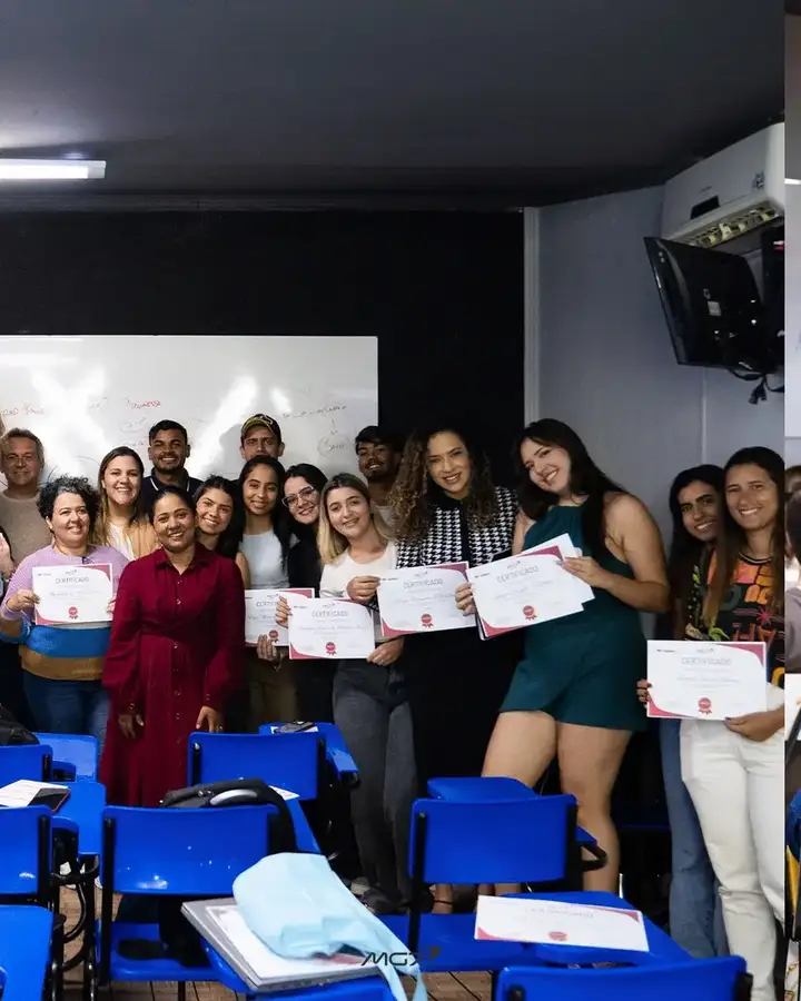 Turma formada, MG7 Educação